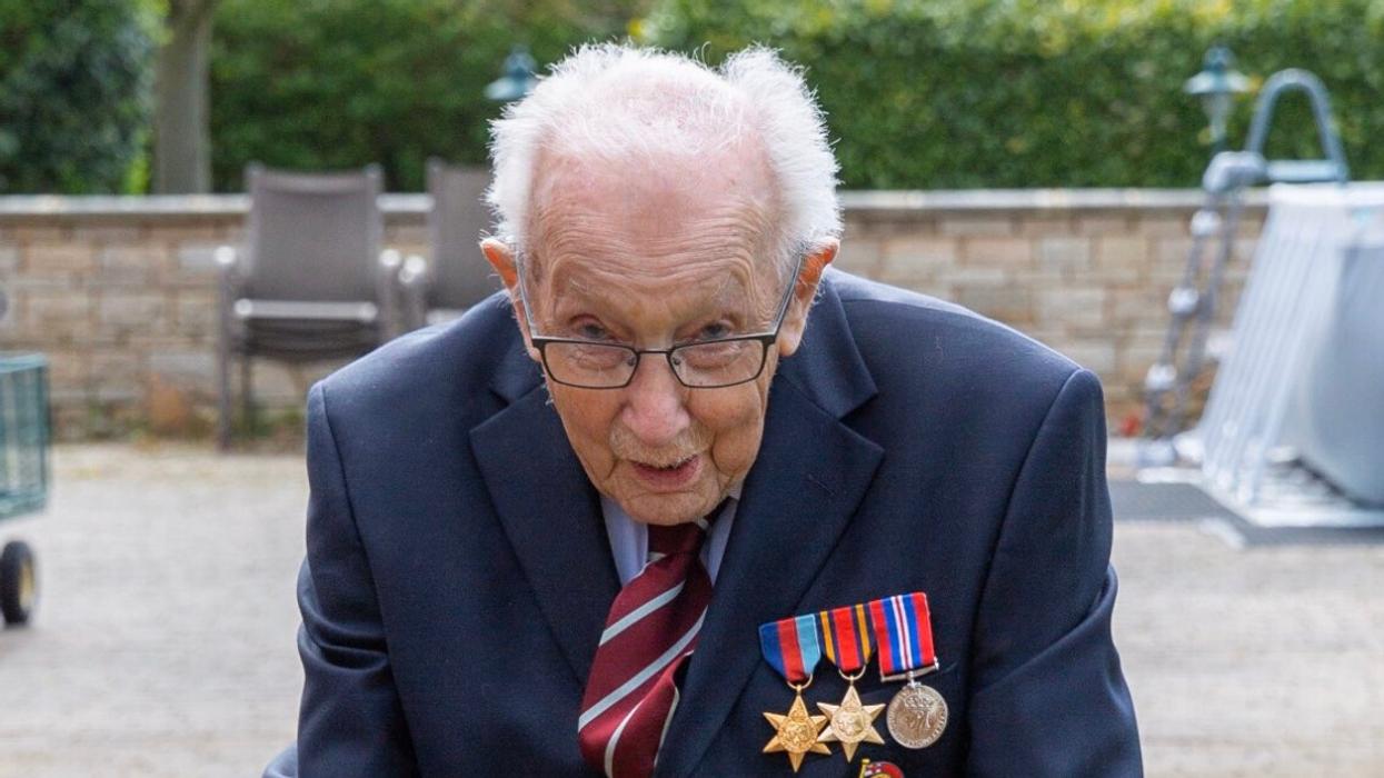 Military Vet Hailed As 'Inspiration To Us All' After Garden Walks In Lockdown Generate Millions In Donations