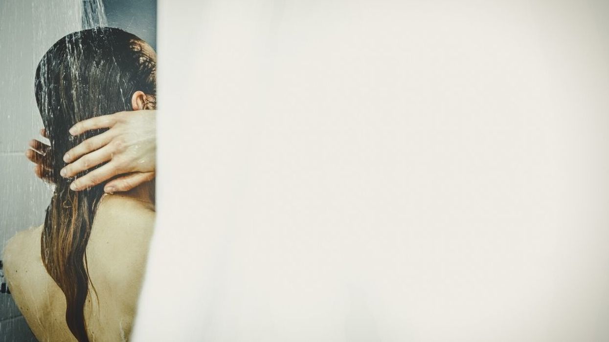 Guy Makes Epic Error After Joining His Fiancée In The Shower Only To Realize It's Actually Her Mom