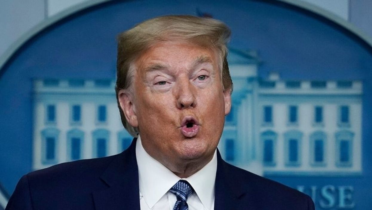Right-Wing 'Fact Check' Absurdly Claims That Trump Did Not In Fact Propose Injecting Disinfectant Into Patients to Kill the Virus
