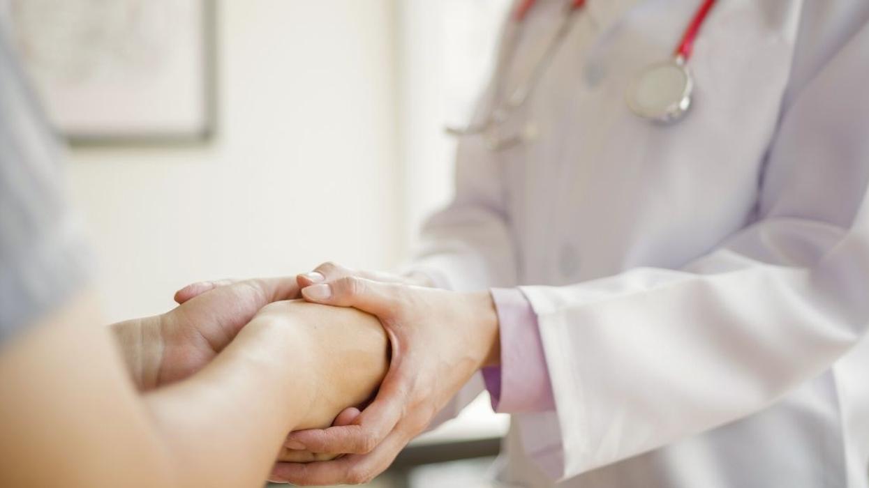 Nurse Considers Reporting Coworker Who Had A 'Psychotic Break' At Work To HR For Endangering Patients