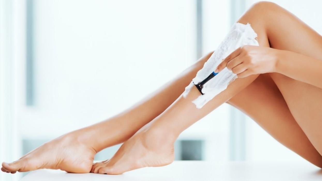 Woman Asks If She's Wrong For Not Shaving Her Leg Hair Even Though It Publicly Embarrasses Her Boyfriend
