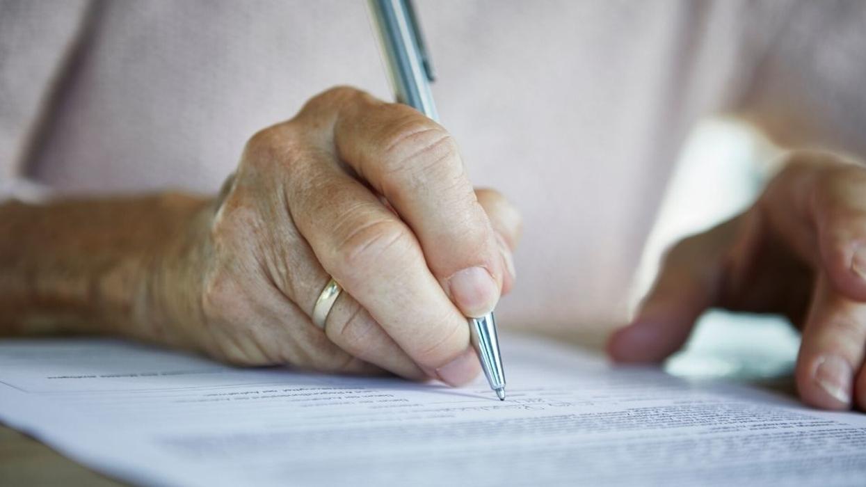Woman Wonders If She's Wrong For Cutting Her Family Out Of Her Life After Her Mom's Will Left Everything To Her Sister