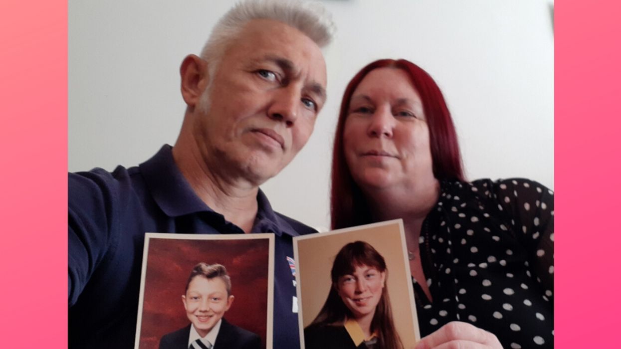 Teen Sweethearts Marry 35 Years Later After Reuniting At Wedding Of Man They Used To Babysit Together