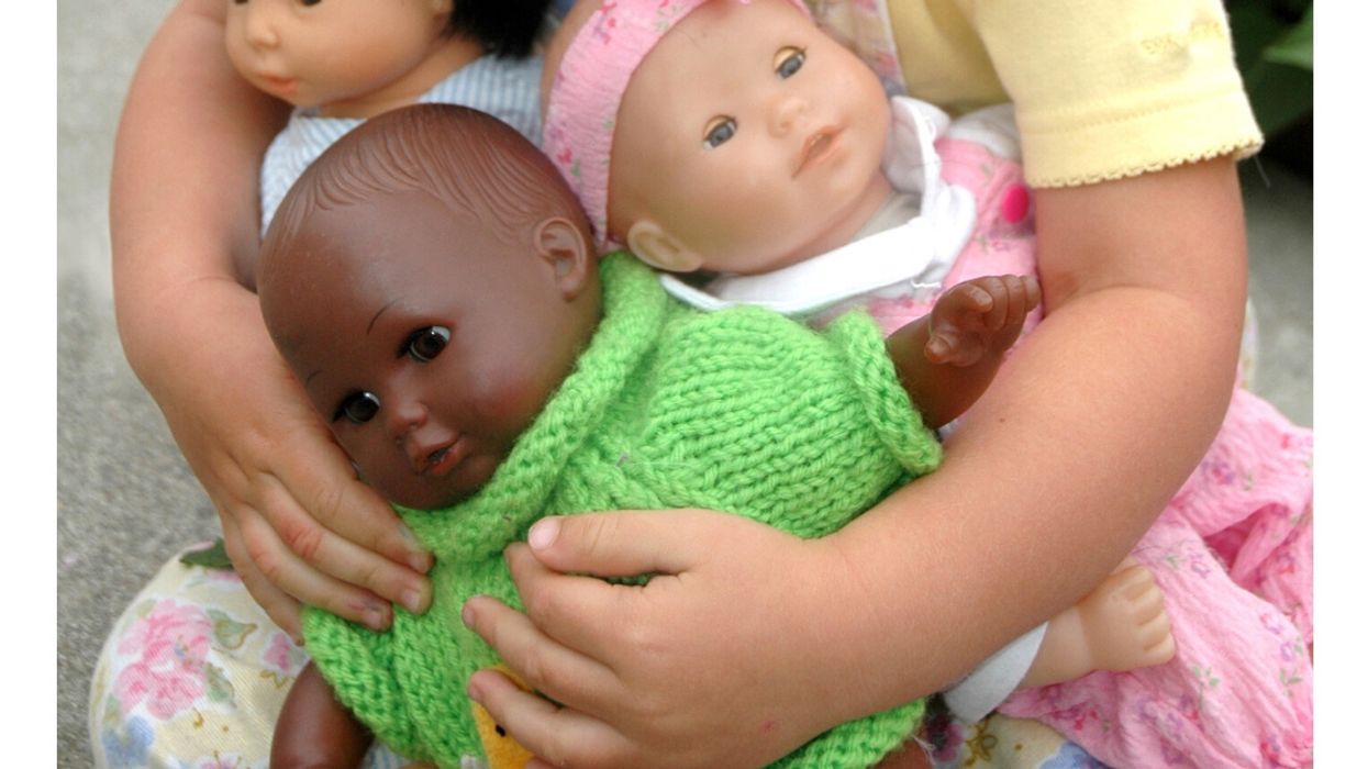Mom Accused Of Whitewashing After Letting Her Daughter Buy A Black Doll That Resembles Her Best Friend