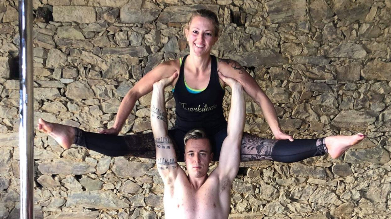 Couple Explains How They Fell In Love While Training Together At A Pole-Dancing Class