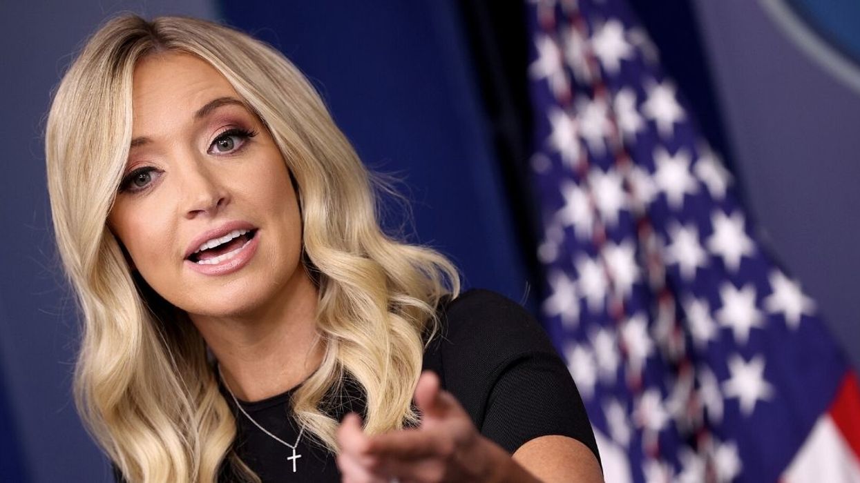 Trump's Press Secretary Falsely Criticized Obama For Golfing During Crisis In Resurfaced Video, And The Irony Is White Hot