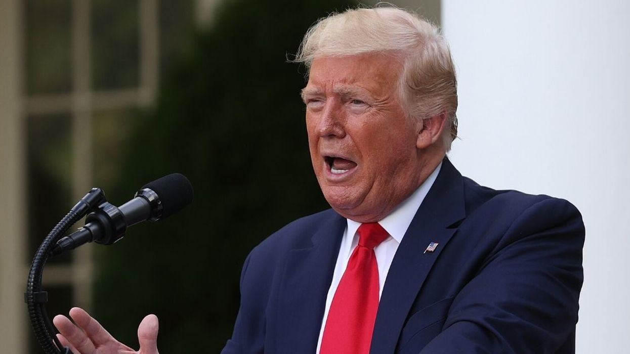 Editor-In-Chief Of The Atlantic Magazine Expertly Trolls Trump's Attacks With An Update To His Twitter Bio