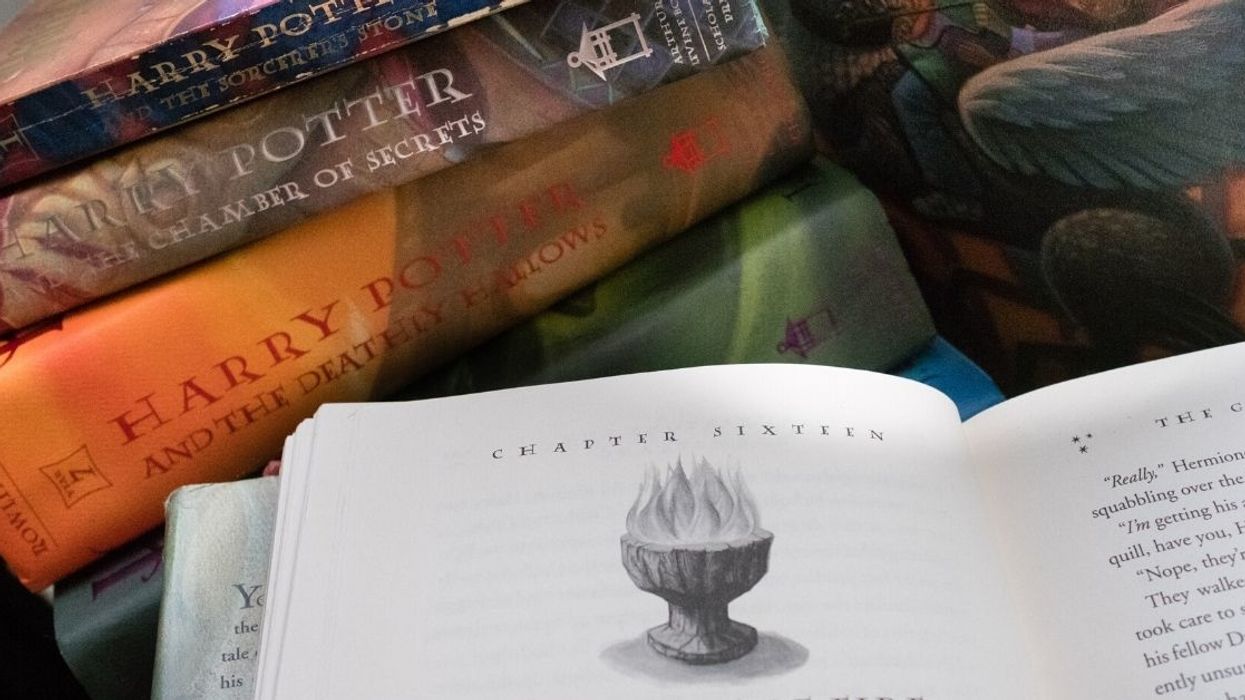 Woman Furious After Her Dad Decorates Her Little Sister's Room By Cutting Up The 'Harry Potter' Books He Read To Her As A Kid