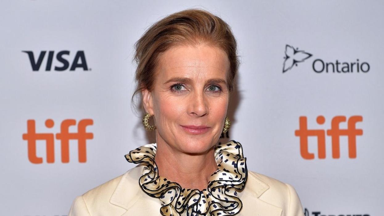 Actor Rachel Griffiths Apologizes After Being Called Out For Showing Off Her New Manicure While 'America Is Burning'