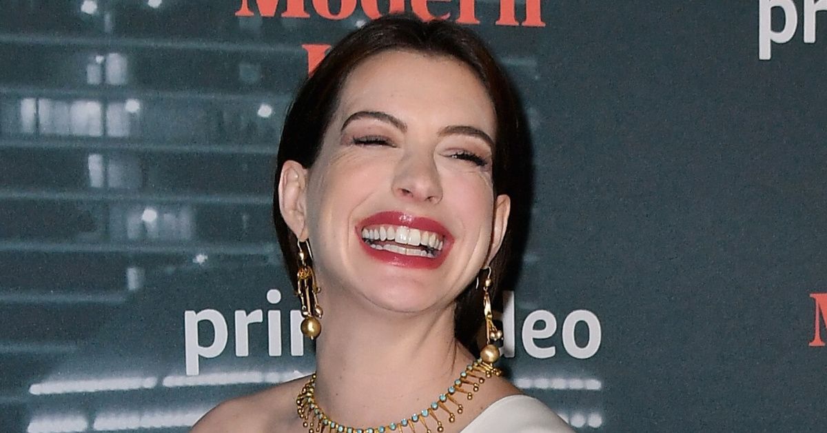 Anne Hathaway Shares Fan's Spot On Pandemic-Themed Spoof Of Her 'Devil Wears Prada' Character