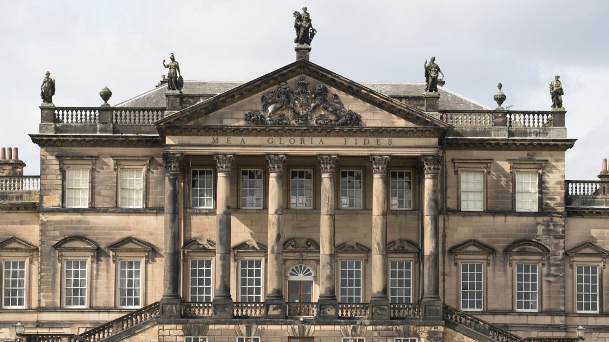 Mansion's Roof Restoration Uncovers Builders' Hilarious Banter From 1830 About Drinking And Their Boss