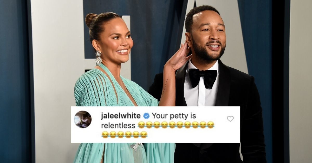 Chrissy Teigen Filmed John Legend Taking A Shower With Just Her Hand As A Censor, And Her Fans Are Living For It