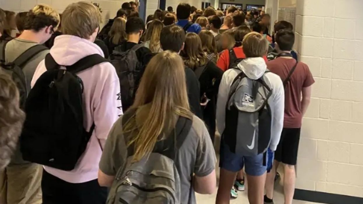 Two Georgia High School Students Suspended For Posting Viral Photos Of Crowded School Hallways