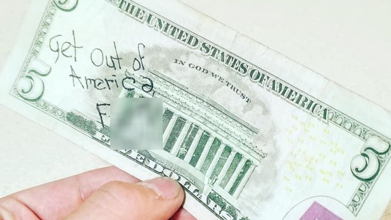 Trump Supporters Leave Queer Waiter Tip With Message Warning Him To 'Get Out Of America, F*g'