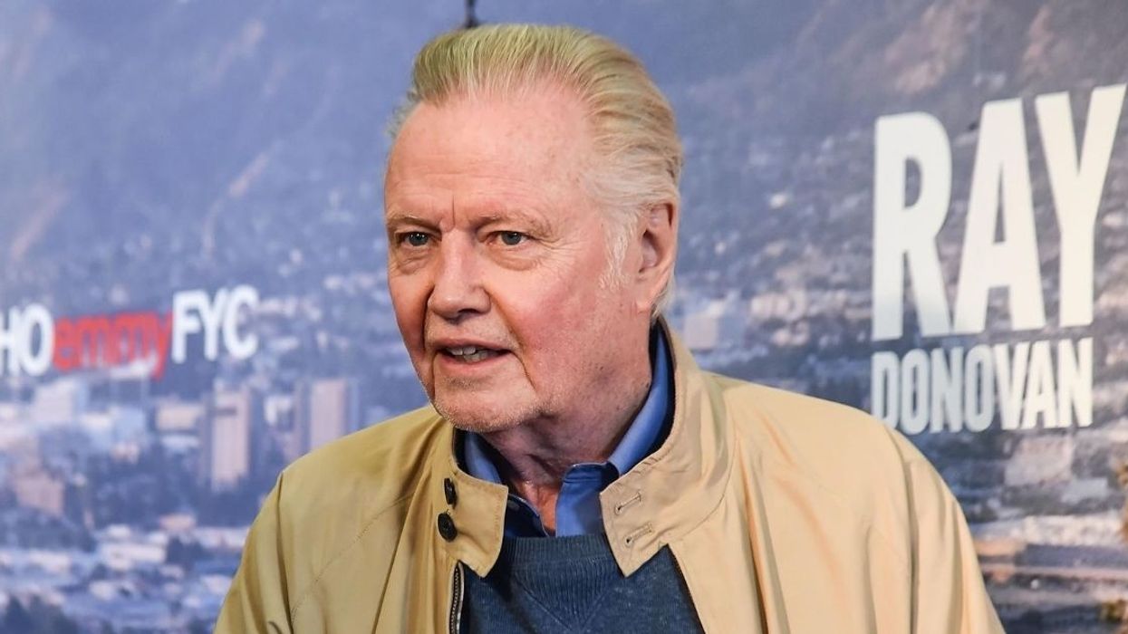 'Ray Donovan' Star Calls Out RNC Speaker Jon Voight For Slapping Him Across The Face On Set