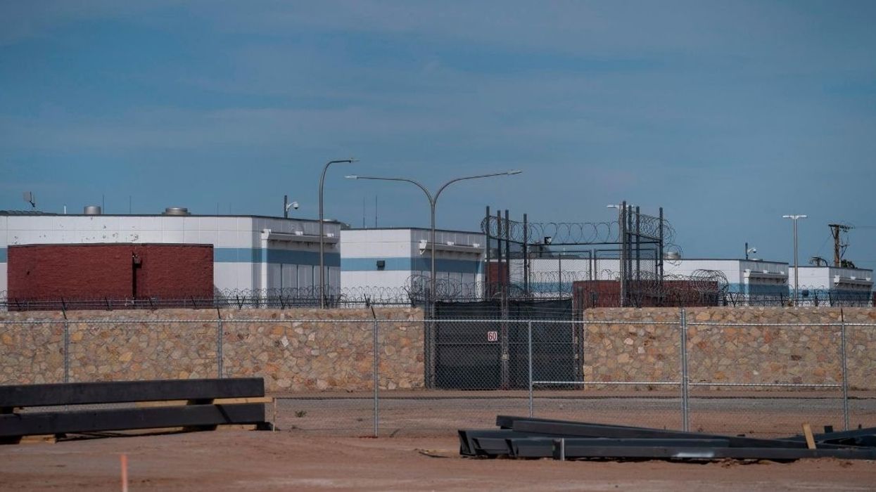 ICE Is Forcing Muslim Detainees To Choose Between Eating Expired Meals And Pork, Advocate Groups Claim