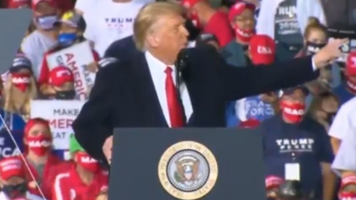 Trump Brags About All Of The TVs Aboard Air Force One In Rambling Speech To Ohio Supporters