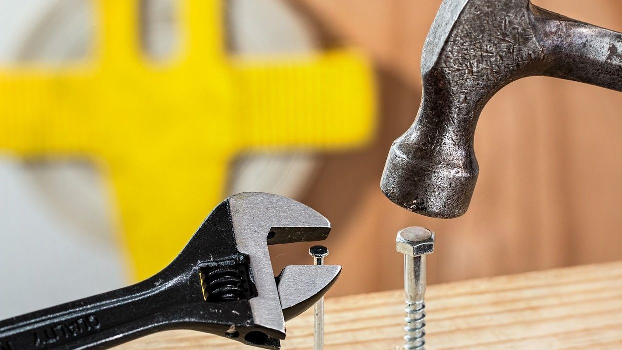 People Explain Which Things Make Absolutely No Sense To Them