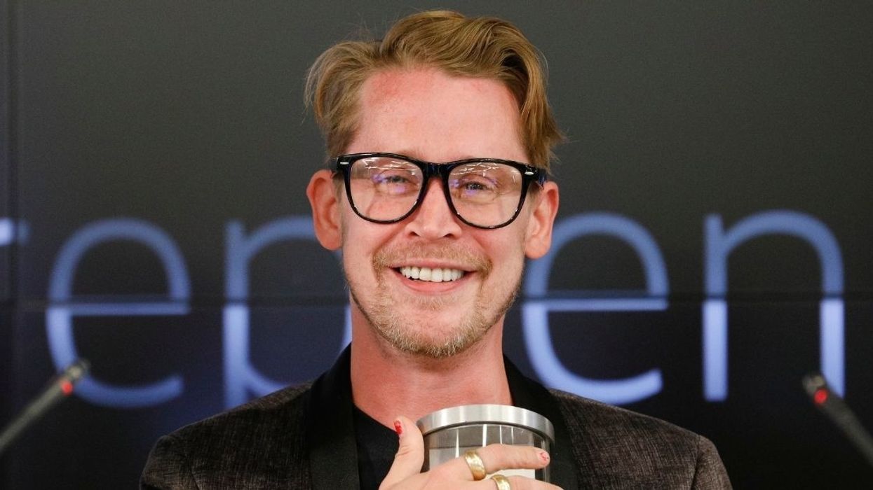 Macaulay Culkin Just Showed Off His New 'Home Alone' Face Mask, And It's Too Perfect
