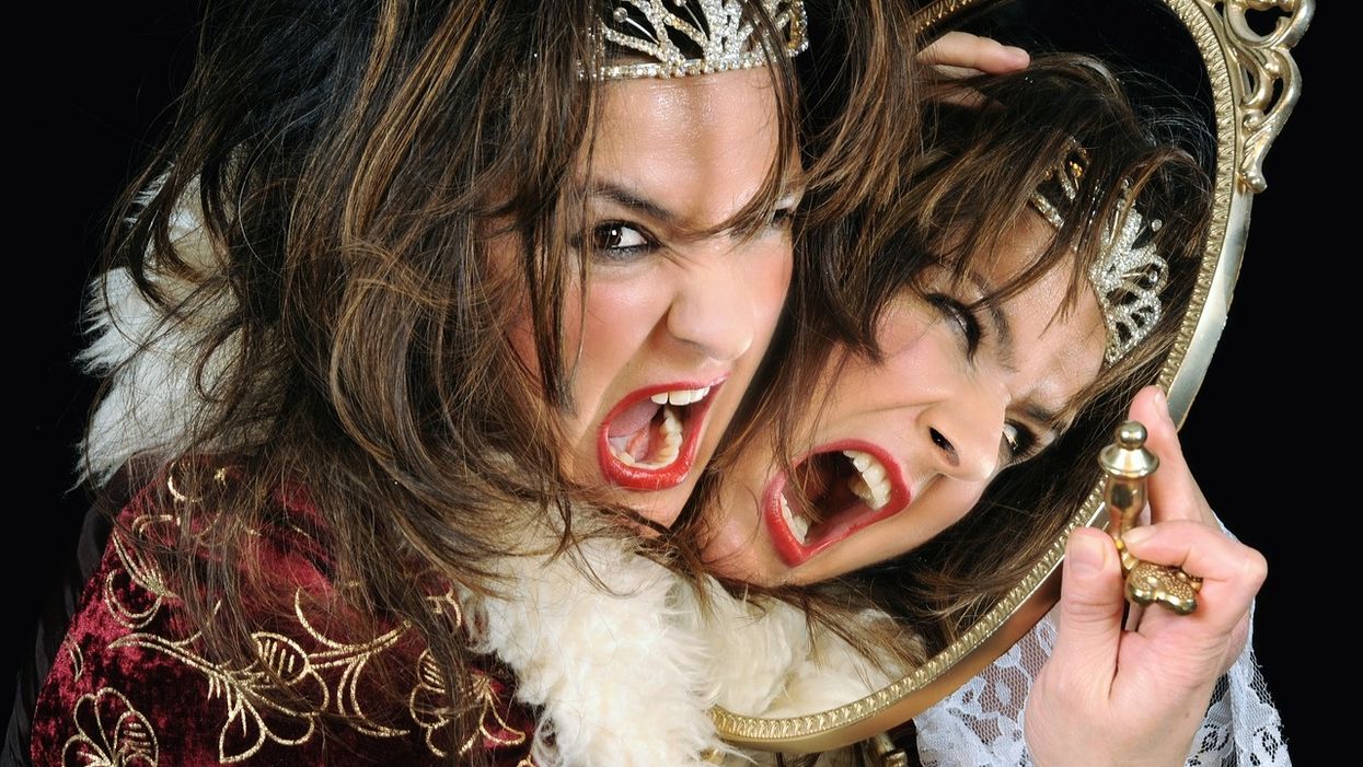 People Explain Which Things People Do In Public That Send Them Into A Rage