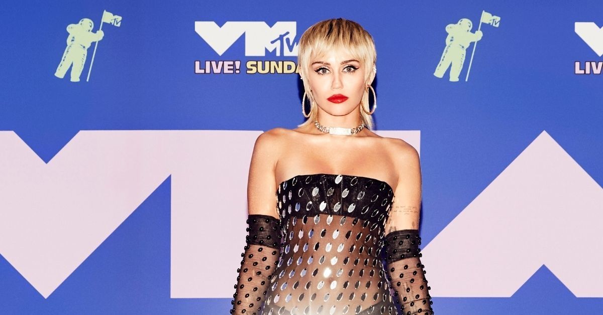 Miley Cyrus Claims She Was Once 'Chased Down By Some Sort Of UFO'—Or She Was Just Really High