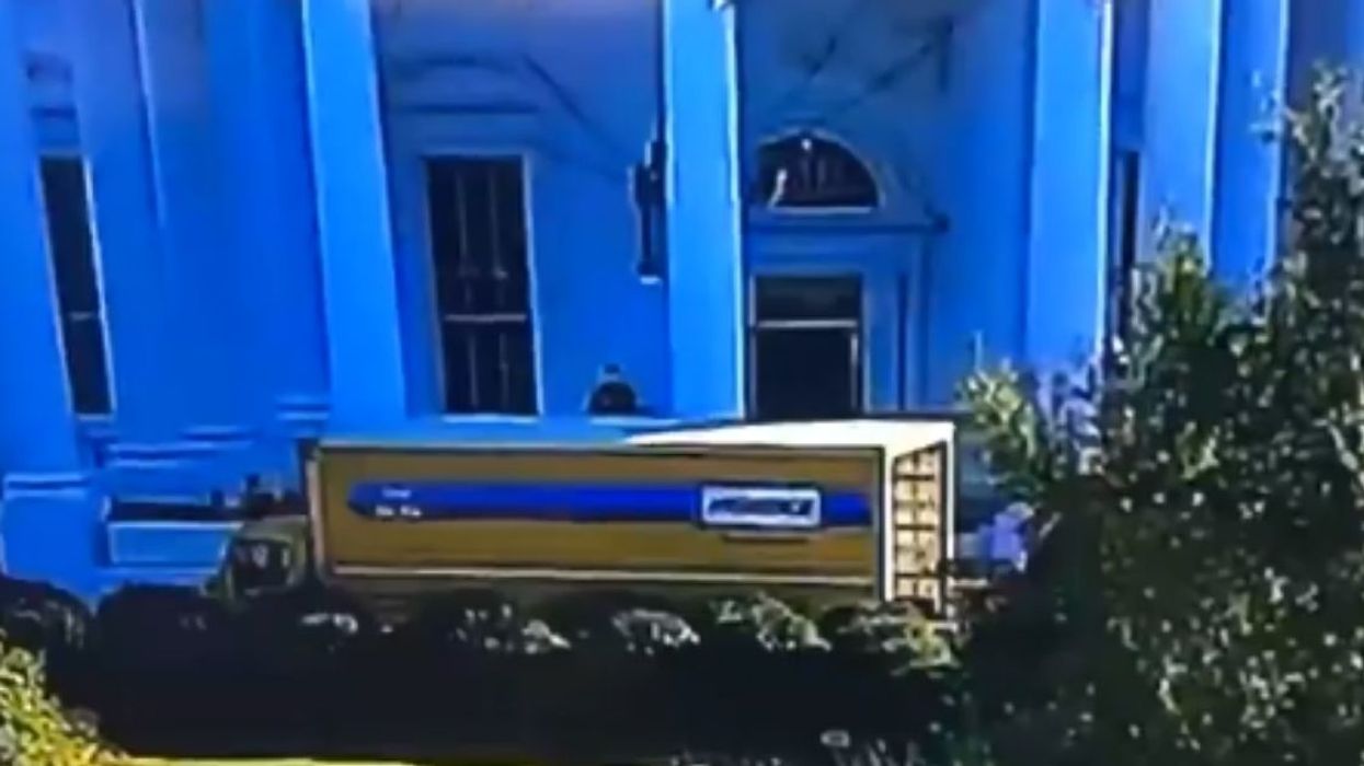 Video Of A Moving Truck Parked Outside The White House Has Biden Supporters Taking It As A 'Good Omen'
