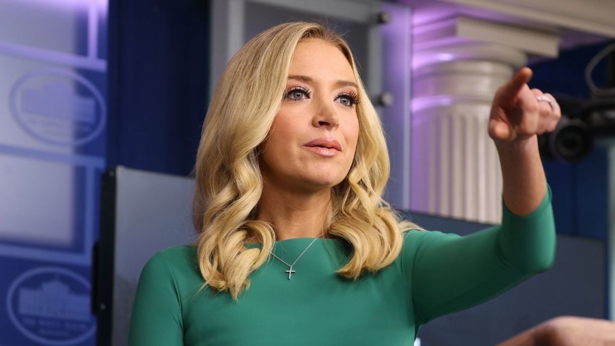 Kayleigh McEnany Dragged For Blatant Lie While Complaining About Biden's All-Female Press Team
