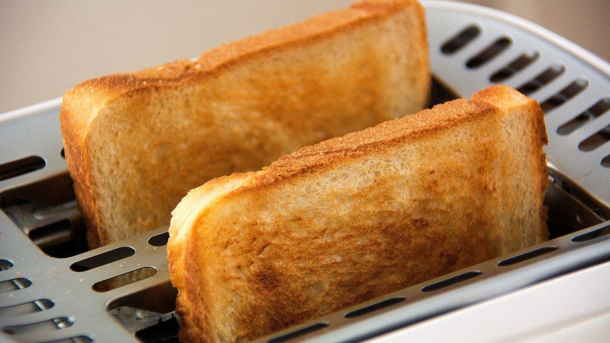 People Share Their Go-To 'I'm Totally Broke' Meals