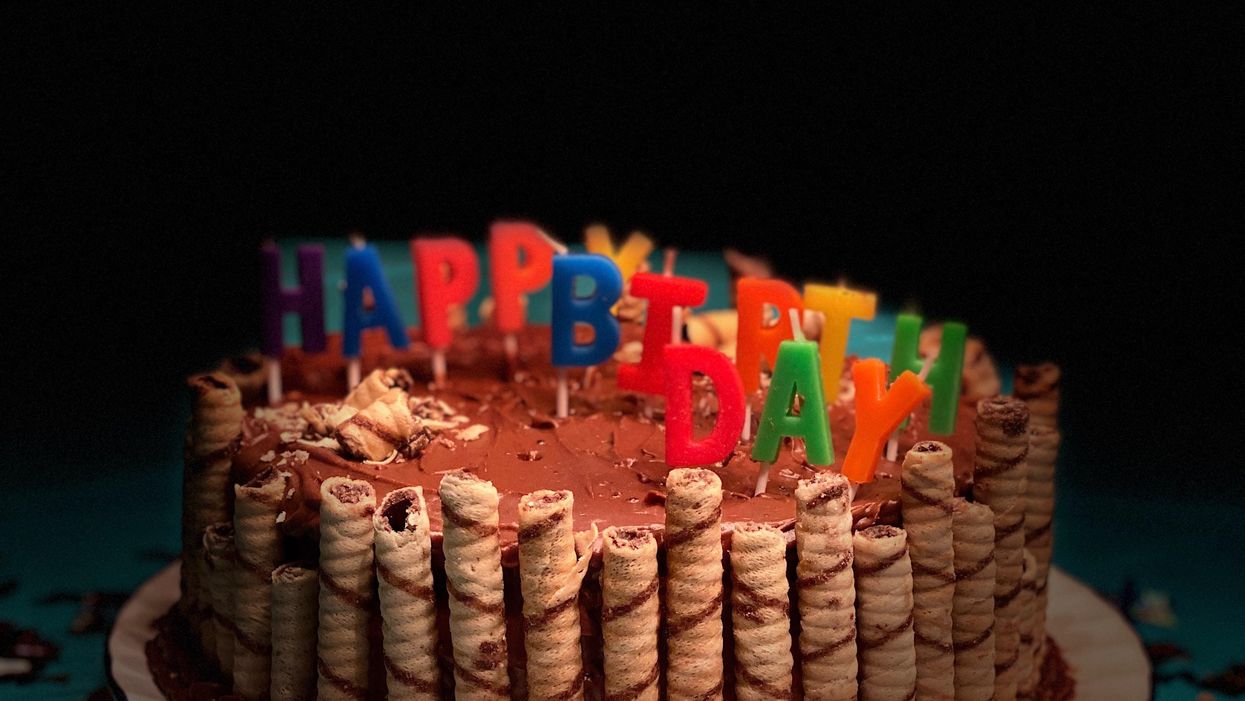 Teen Upset After His Dad Bought Him A Birthday Cake That He's Allergic To Without Even Realizing