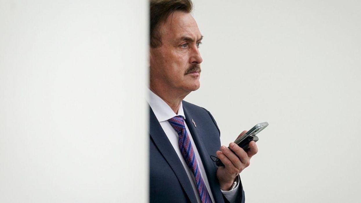 MyPillow CEO Mike Lindell Brutally Roasted After Getting Permanently Banned From Twitter
