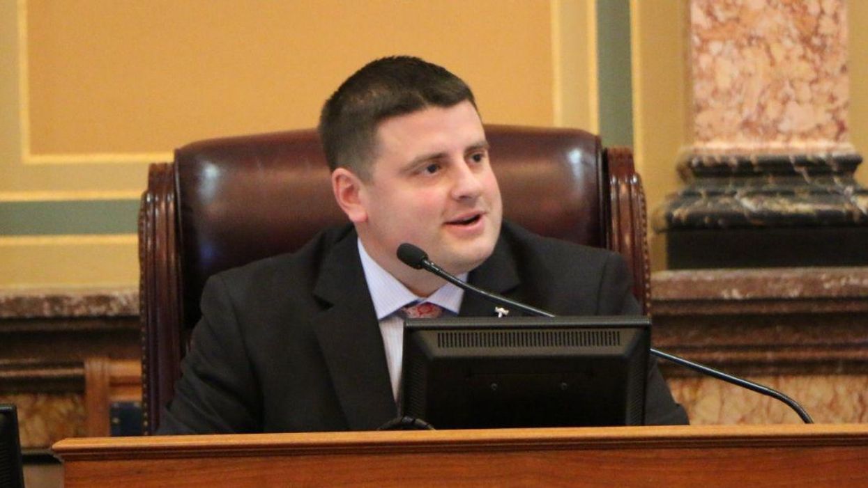 Iowa's GOP House Speaker Bans Wearing Jeans—But Refuses To Implement Mask Mandate