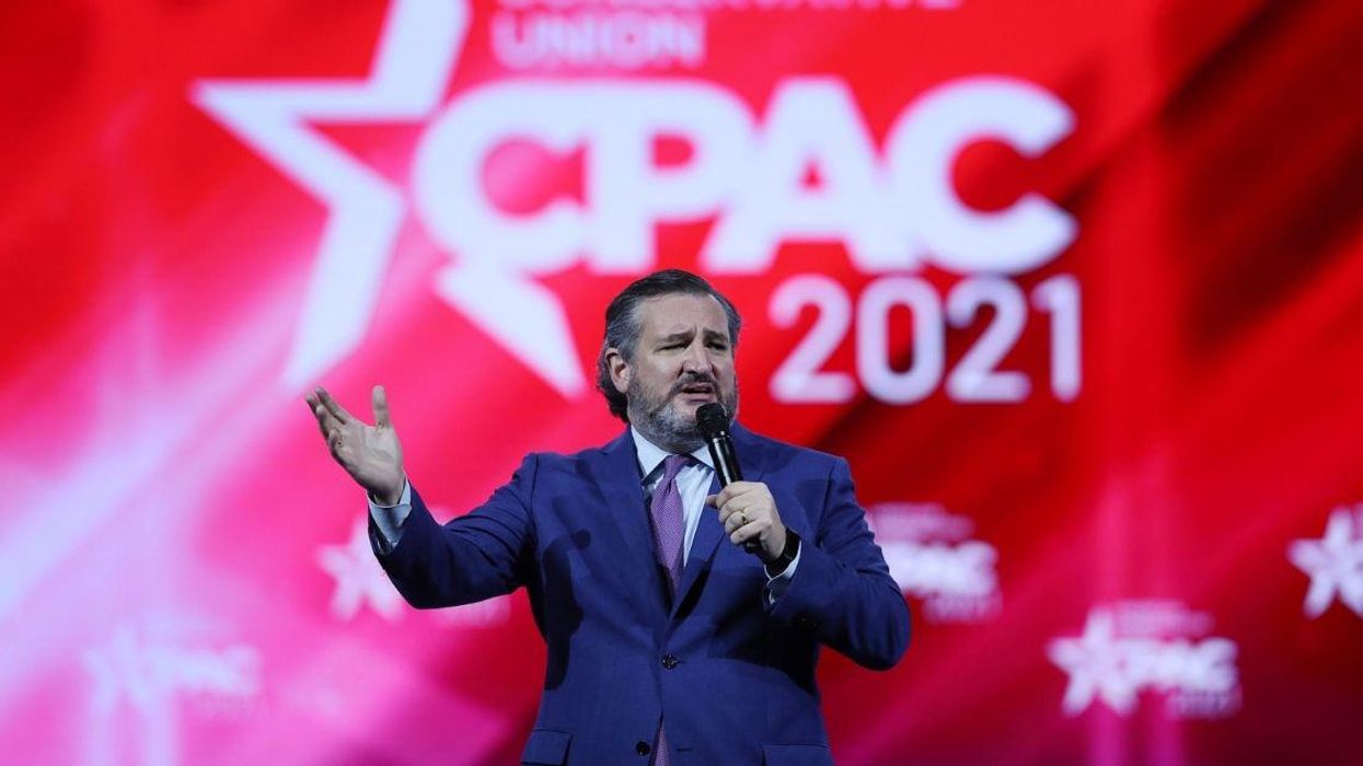 Ted Cruz Slammed For Homophobic Joke About Men 'French Kissing' During Bizarre CPAC Speech