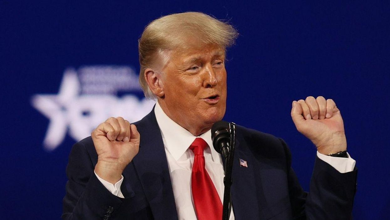 Trump Escalates Feud With RNC In Late-Night Email Telling Supporters To Donate To Him Instead