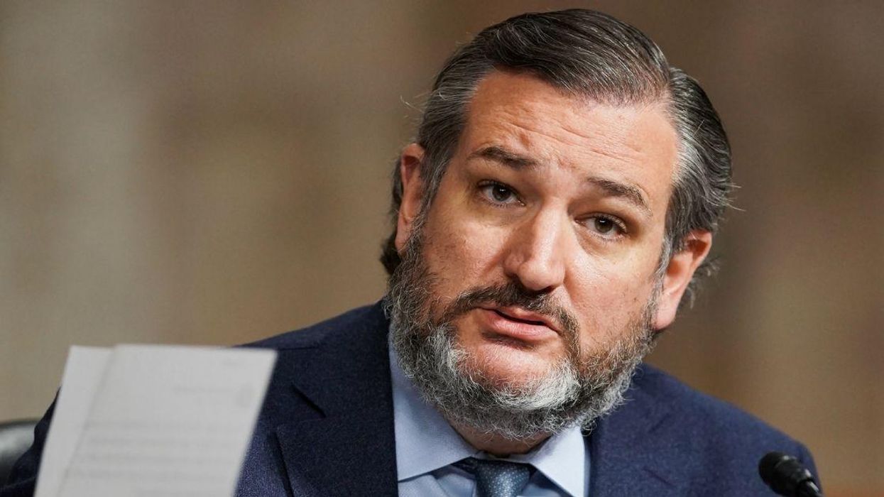Ted Cruz Dragged For Demanding Meeting With Military Leaders For Attacking Tucker Carlson