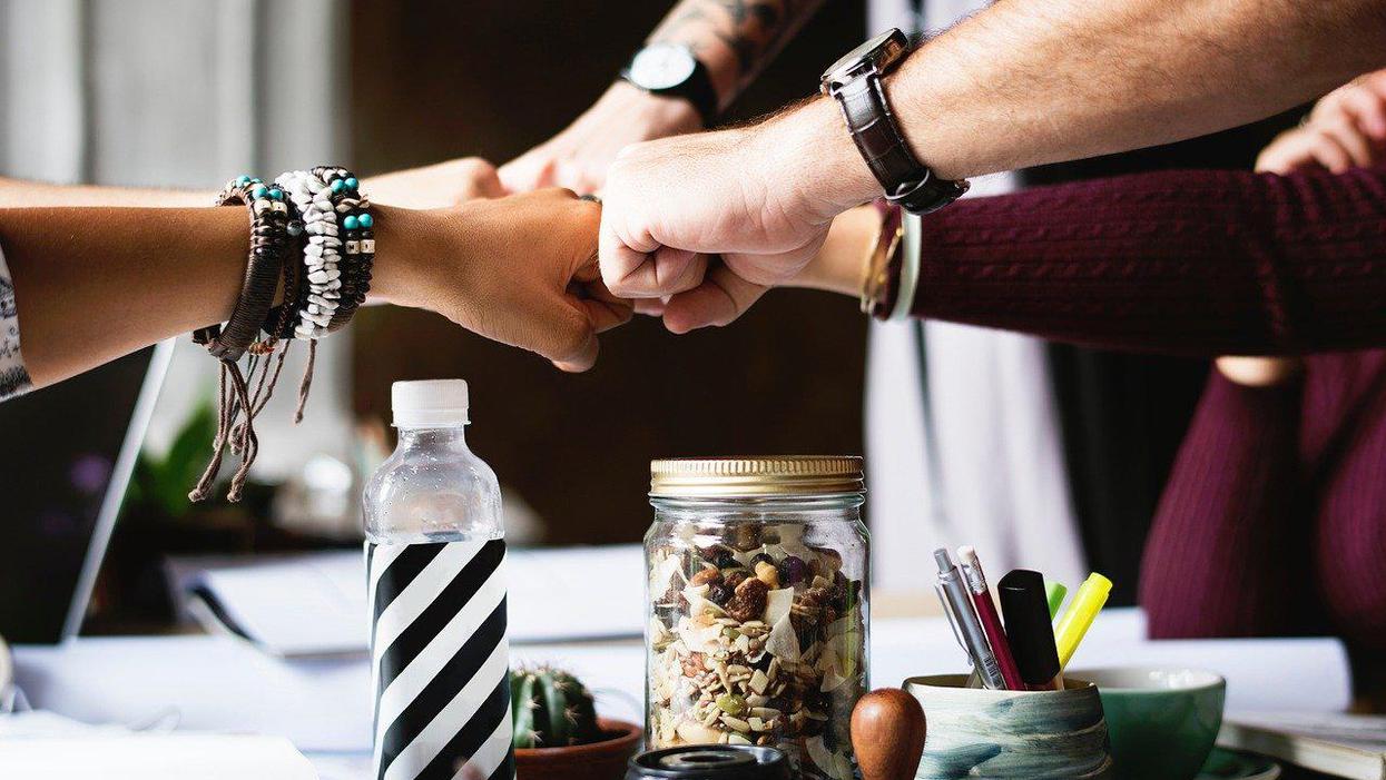 People Divulge Why They Left Their Entire Friend Group Behind