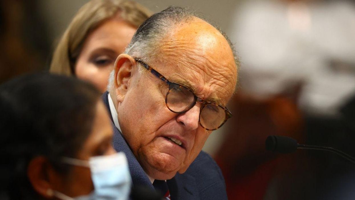 Giuliani Roasted After Winning Two Hilariously Savage Awards For His Appearance In The 'Borat' Sequel