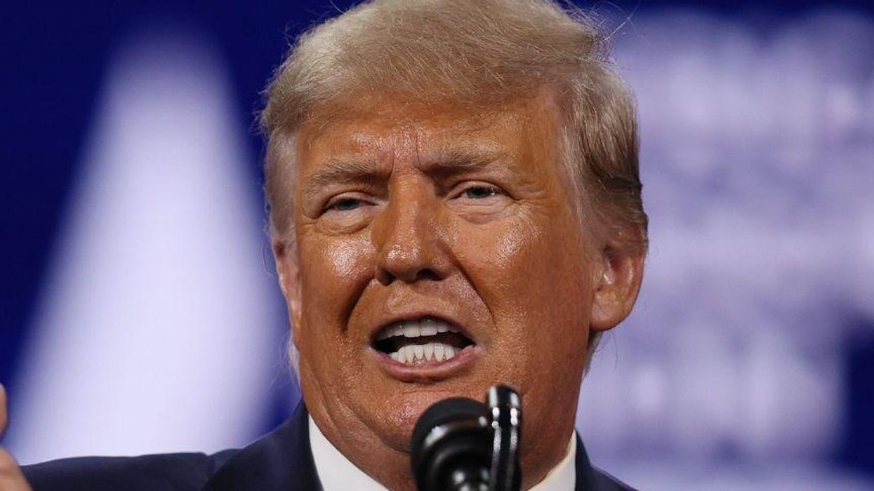 Trump Brutally Mocked After Mysteriously Scrubbing His New Blog From His Website