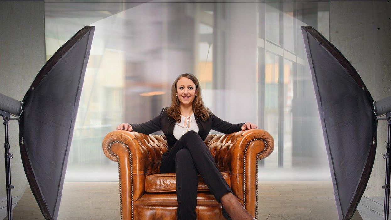 People Who've Lied About Their Qualifications On A Resume And Got The Job Break Down What Happened