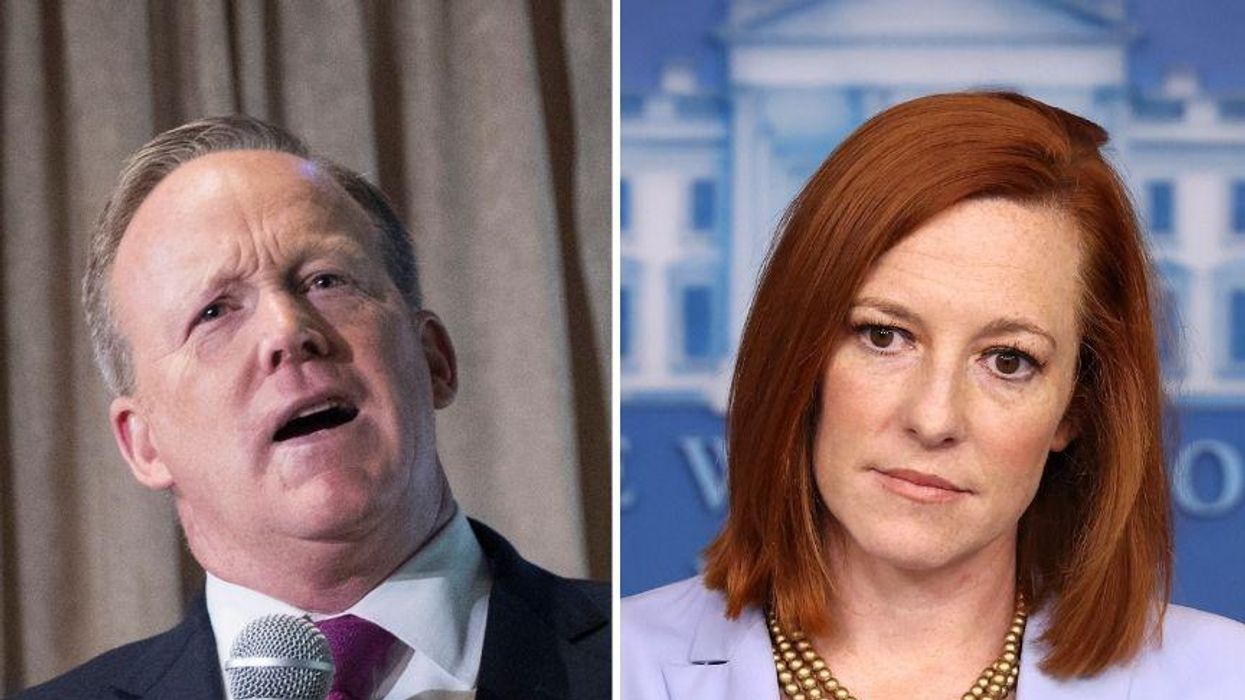 Twitter Roasts Sean Spicer for Attempted Dig at Psaki on Biden's Meeting with Putin