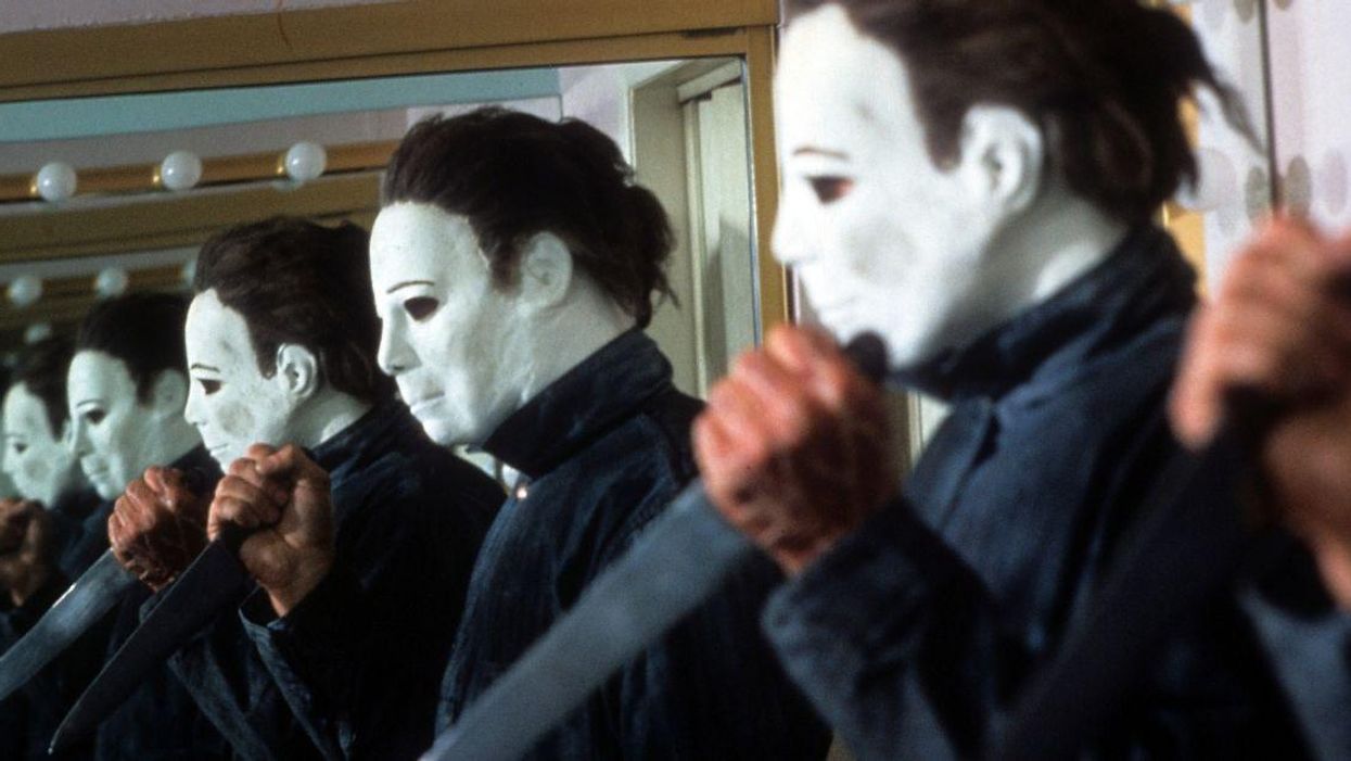 Texas Lawyer Handcuffed After Scaring People By Walking Along Beach Dressed As Michael Myers