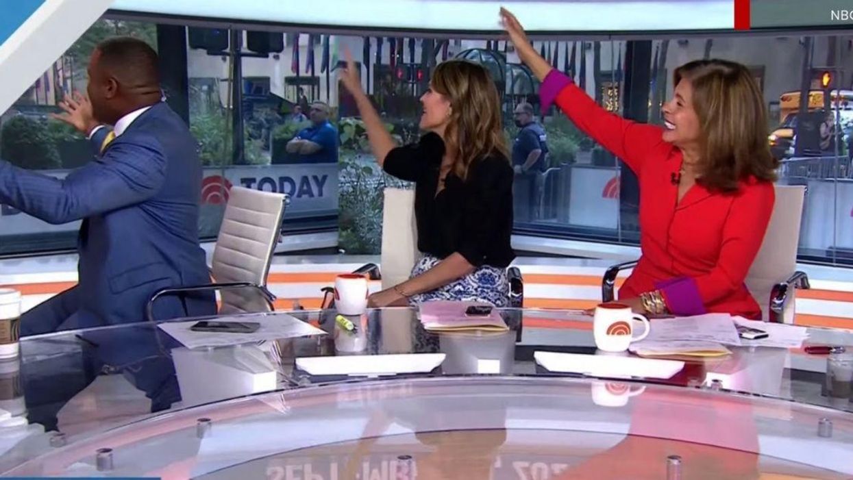 'Today' Show Forced To Quickly Cut To Commercial After Streaker Runs By Studio Window