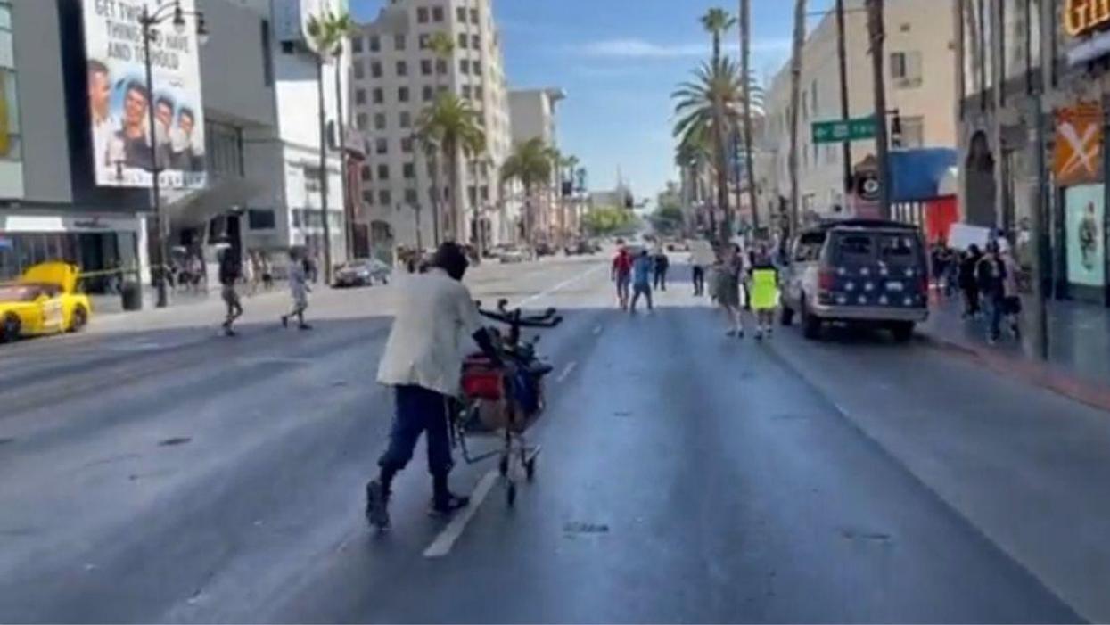 Homeless Man Expertly Shuts Down Anti-Vaxxer Who Asked Why Homeless Aren't Dead Of COVID