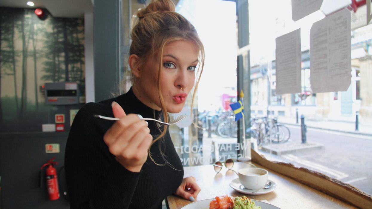 People Share Their Biggest Pet Peeves About Dining Out At Restaurants