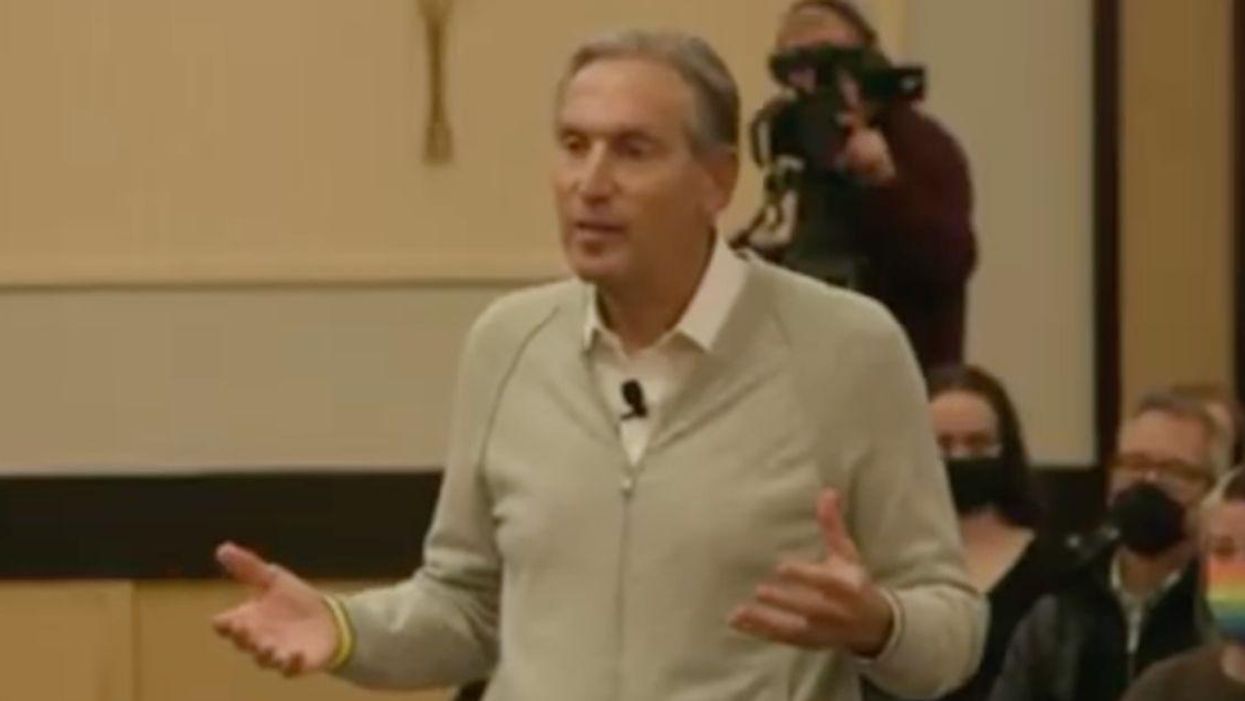 Ex-Starbucks CEO Slammed After Using Bizarre Holocaust Analogy To Discourage Workers From Unionizing