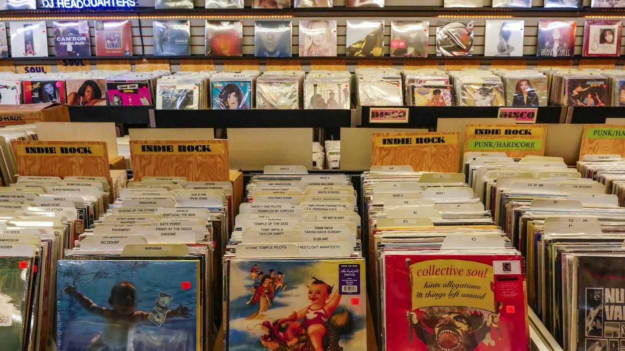 People Explain What They Miss The Most About The 90s