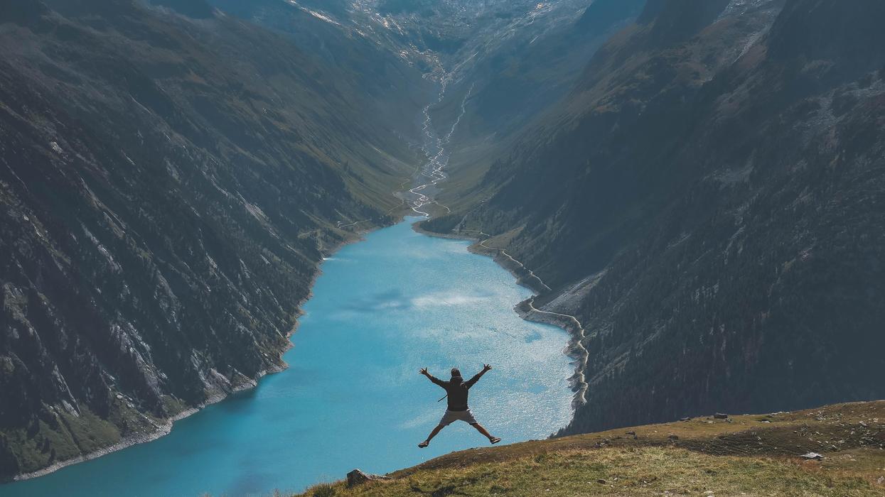 People Break Down What Everyone Should Try At Least Once In Their Life