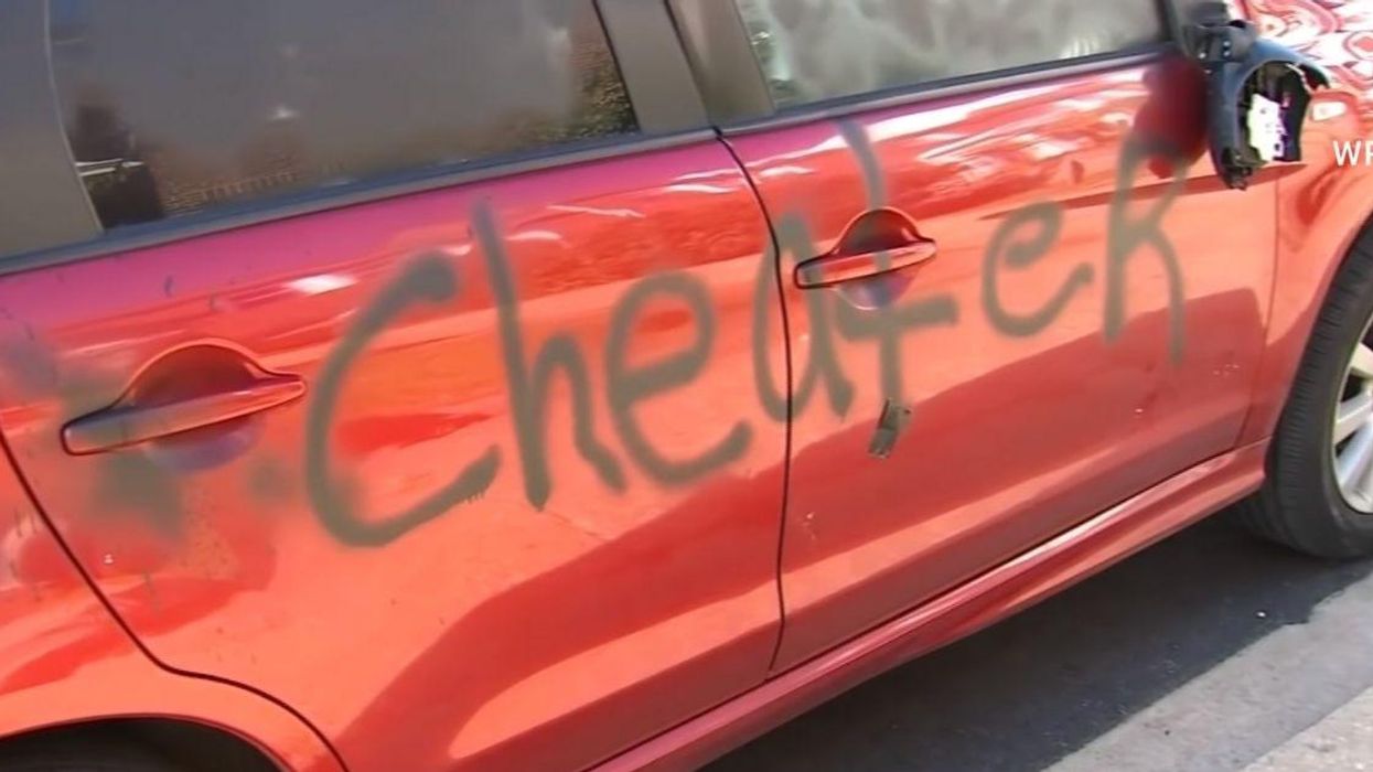 Veteran DC Reporter's Over-The-Top Dramatic Report About A Car Being Vandalized Has Twitter LOLing