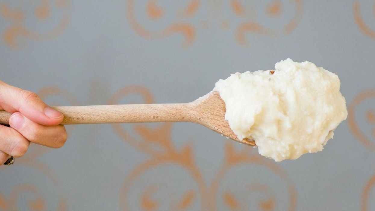 New York Times Roasted For Their 'Two-Ingredient' Mashed Potatoes Recipe—That Has Four Ingredients