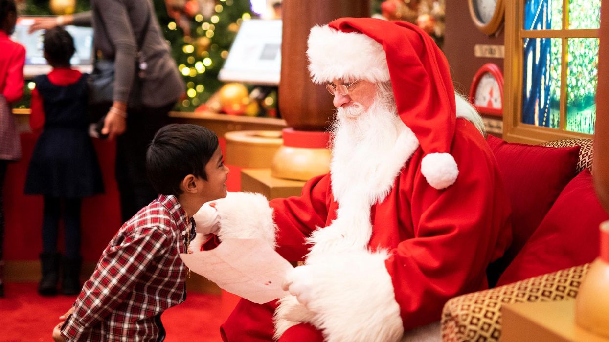 People Propose A Modern Alternative To Coal For Santa Claus To Give Naughty Children