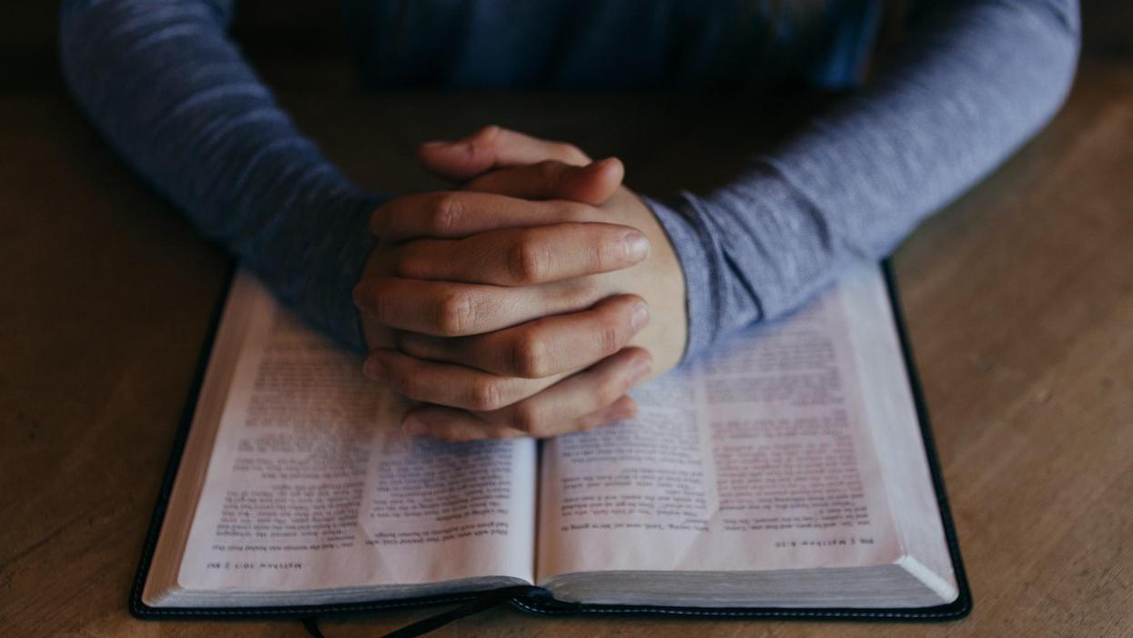 Atheists Raised In Religious Families Break Down What Made Them Lose Their Faith